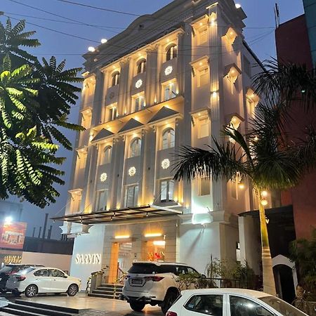 Hotel Sarvin 러크나우 외부 사진